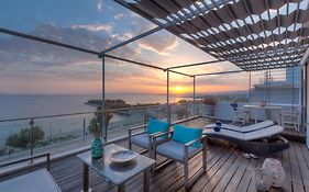 Tropical Hotel Seafront Boutique